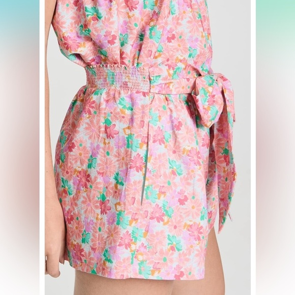 Something Navy Linen Floral Women's Shorts - Picture 3 of 14